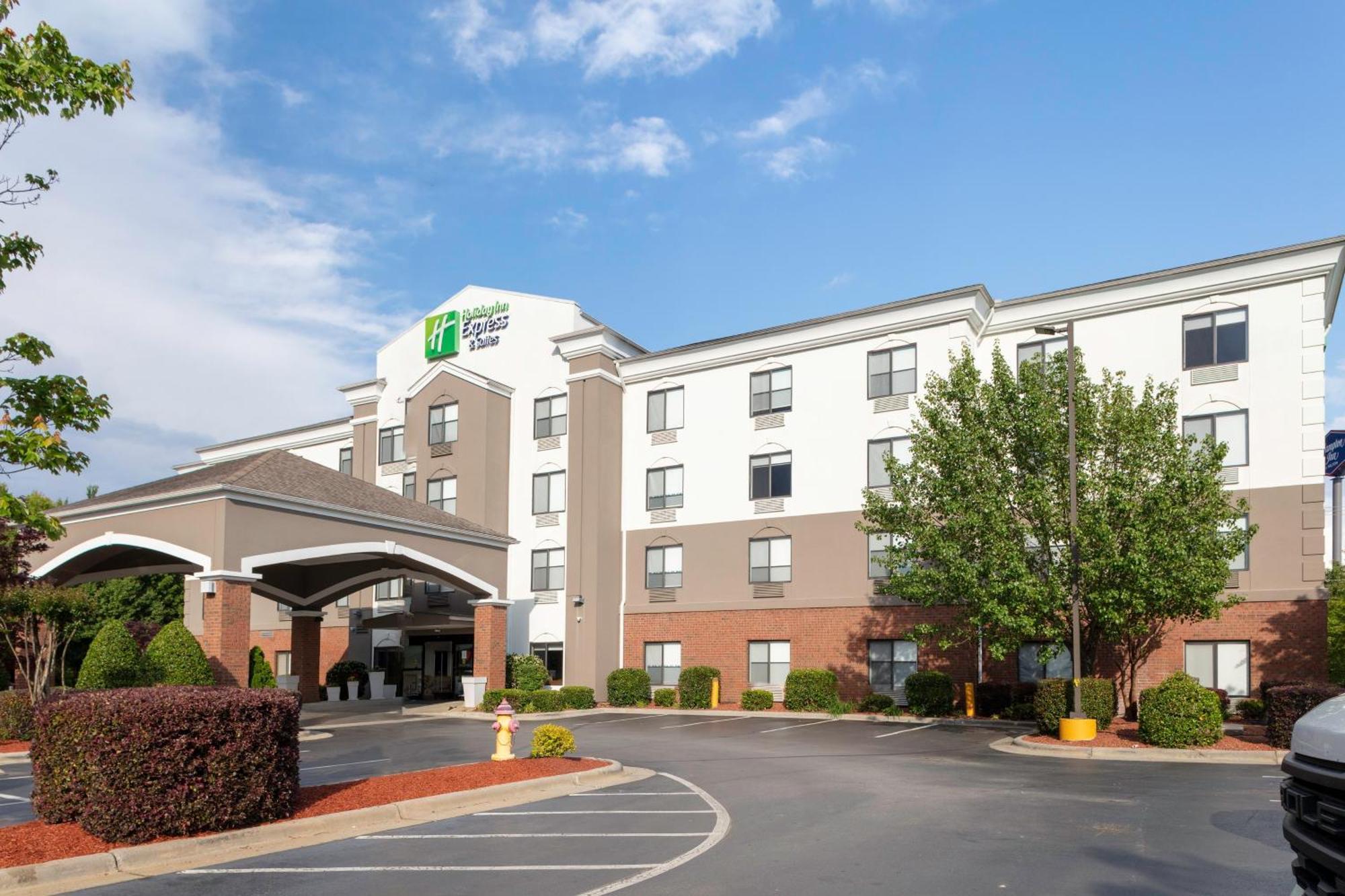 Holiday Inn Express & Suites Roanoke Rapids By Ihg Exterior photo